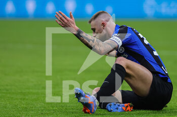 2023-01-14 - Milan Skriniar of FC Internazionale reacts during Serie A 2022/23 football match between FC Internazionale and Hellas Verona FC at Giuseppe Meazza Stadium, Milan, Italy on January 14, 2023 - INTER - FC INTERNAZIONALE VS HELLAS VERONA - ITALIAN SERIE A - SOCCER
