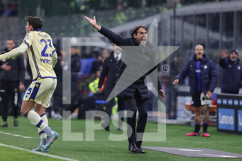 2023-01-14 - Simone Inzaghi Head Coach of FC Internazionale reacts during Serie A 2022/23 football match between FC Internazionale and Hellas Verona FC at Giuseppe Meazza Stadium, Milan, Italy on January 14, 2023 - INTER - FC INTERNAZIONALE VS HELLAS VERONA - ITALIAN SERIE A - SOCCER
