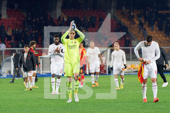 2023-01-14 - Ciprian Tatarusanu (AC Milan) greets the fans - US LECCE VS AC MILAN - ITALIAN SERIE A - SOCCER