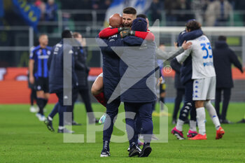 23/01/2023 - Guglielmo Vicario of Empoli FC celebrates the victory at the end of the match during Serie A 2022/23 football match between FC Internazionale and Empoli FC at Giuseppe Meazza Stadium, Milan, Italy on January 23, 2023 - INTER - FC INTERNAZIONALE VS EMPOLI FC - SERIE A - CALCIO
