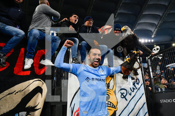 24/01/2023 - Pedro celebrates with the fans after the race during the Italian Football Championship League A 2022/2023 match between SS Lazio vs AC Milan at the Olimpic Stadium in Rome on 24 January 2023. - SS LAZIO VS AC MILAN - SERIE A - CALCIO