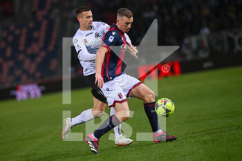 2023-01-27 - Lewis Ferguson (Bologna FC) in action - BOLOGNA FC VS SPEZIA CALCIO - ITALIAN SERIE A - SOCCER