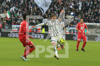 2023-01-29 - Adrien Rabiot (Juventus FC) about to shoot the ball - JUVENTUS FC VS AC MONZA - ITALIAN SERIE A - SOCCER