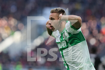2023-01-29 - Davide Frattesi of US Sassuolo celebrates after scoring a goal during Serie A 2022/23 football match between AC Milan and US Sassuolo at San Siro Stadium, Milan, Italy on January 29, 2023 - AC MILAN VS US SASSUOLO - ITALIAN SERIE A - SOCCER