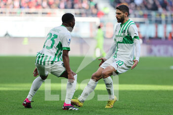 2023-01-29 - Domenico Berardi of US Sassuolo celebrates after scoring a goal with Hamed Junior Traore of US Sassuolo during Serie A 2022/23 football match between AC Milan and US Sassuolo at San Siro Stadium, Milan, Italy on January 29, 2023 - AC MILAN VS US SASSUOLO - ITALIAN SERIE A - SOCCER