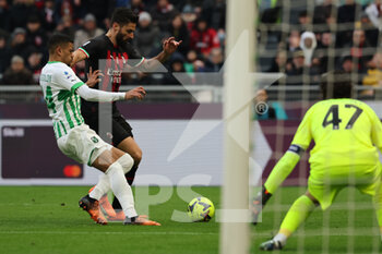 2023-01-29 - Olivier Giroud of AC Milan in action during Serie A 2022/23 football match between AC Milan and US Sassuolo at San Siro Stadium, Milan, Italy on January 29, 2023 - AC MILAN VS US SASSUOLO - ITALIAN SERIE A - SOCCER