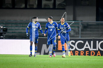 2023-02-06 - Verona's Cyril Ngonge celebrates after scoring a goal with teammates - HELLAS VERONA FC VS SS LAZIO - ITALIAN SERIE A - SOCCER