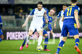 2023-02-06 - Lazio's Luis Alberto in action against Verona's Ondrej Duda - HELLAS VERONA FC VS SS LAZIO - ITALIAN SERIE A - SOCCER