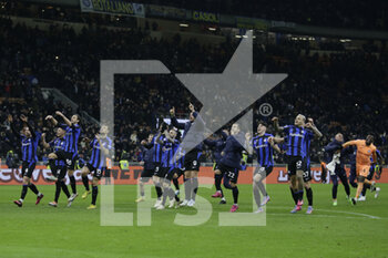 2023-02-05 - Inter Fc players celebrating with suporters during the Italian serie A, football match between Internazionale Fc and Ac Milan on 05 February 2023 at San Siro Stadium, Milan, Italy. Photo Ndrerim Kaceli - INTER - FC INTERNAZIONALE VS AC MILAN - ITALIAN SERIE A - SOCCER