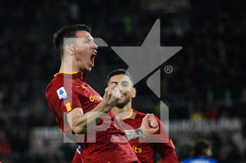 2023-02-04 - Roger Ibanez (AS Roma) celebrates after scoring the goal 1-0 during the Italian Football Championship League A 2022/2023 match between AS Roma vs Empoli FC at the Olimpic Stadium in Rome  on 04 February 2023. - AS ROMA VS EMPOLI FC - ITALIAN SERIE A - SOCCER