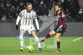 2023-02-07 - Antonio Candreva of US Salernitana  competes for the ball with \ during the Serie A match between US Salernitana 1919 v Juventus FC  at Arechi  Stadium  - US SALERNITANA VS JUVENTUS FC - ITALIAN SERIE A - SOCCER