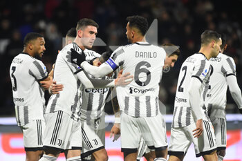 2023-02-07 - Dusan Vlahovic of Juventus FC celebrates with his teammates after the goal scored  during the Serie A match between US Salernitana 1919 v Juventus FC  at Arechi  Stadium  - US SALERNITANA VS JUVENTUS FC - ITALIAN SERIE A - SOCCER
