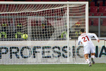 2023-02-11 - Paulo Dybala (AS Roma) scores a goal of 1-1 - US LECCE VS AS ROMA - ITALIAN SERIE A - SOCCER