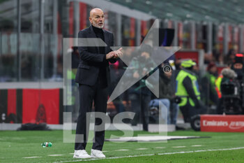 2023-02-10 - Stefano Pioli Head Coach of AC Milan gestures during Serie A 2022/23 football match between AC Milan and Torino FC at San Siro Stadium, Milan, Italy on February 10, 2023 - AC MILAN VS TORINO FC - ITALIAN SERIE A - SOCCER