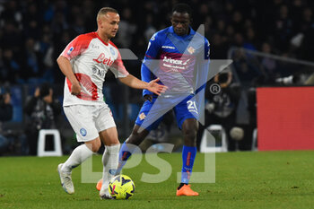 2023-02-12 - Stanislav Lobotka of SSC Napoli  competes for the ball with Luca Ravanelli of US Cremonese  during the Serie A match between SSC Napoli v Cremonese SC at Diego Armando Maradona  Stadium  - SSC NAPOLI VS US CREMONESE - ITALIAN SERIE A - SOCCER