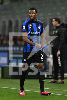 2023-02-18 - Denzel Dumfries of Inter Fc during the Italian Serie A football match between Inter FC Internazionale Udinese Calcio on 18 of February 2023 at Giuseppe Meazza San Siro Siro stadium in Milan, Italy. Photo Tiziano Ballabio - INTER - FC INTERNAZIONALE VS UDINESE CALCIO - ITALIAN SERIE A - SOCCER