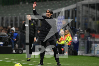 2023-02-18 - Coach Simone Inzaghi Inter Fc during the Italian Serie A football match between Inter FC Internazionale Udinese Calcio on 18 of February 2023 at Giuseppe Meazza San Siro Siro stadium in Milan, Italy. Photo Tiziano Ballabio - INTER - FC INTERNAZIONALE VS UDINESE CALCIO - ITALIAN SERIE A - SOCCER
