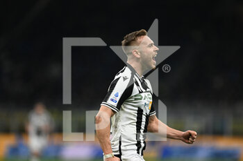2023-02-18 - Sandi Lovric of Udinese Calcio celebrating after a goal during the Italian Serie A football match between Inter FC Internazionale Udinese Calcio on 18 of February 2023 at Giuseppe Meazza San Siro Siro stadium in Milan, Italy. Photo Tiziano Ballabio - INTER - FC INTERNAZIONALE VS UDINESE CALCIO - ITALIAN SERIE A - SOCCER