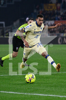 2023-02-19 - Cyril Ngonge (Hellas Verona)  during the Italian Football Championship League A 2022/2023 match between AS Roma vs Hellas Verona at the Olimpic Stadium in Rome  on 19 February 2023. - AS ROMA VS HELLAS VERONA - ITALIAN SERIE A - SOCCER