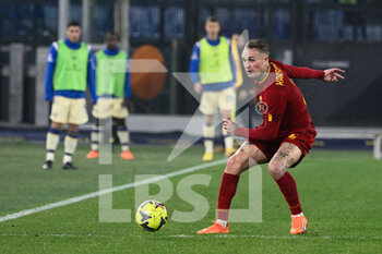 2023-02-19 - Rick Karsdorp (AS Roma)  during the Italian Football Championship League A 2022/2023 match between AS Roma vs Hellas Verona at the Olimpic Stadium in Rome  on 19 February 2023. - AS ROMA VS HELLAS VERONA - ITALIAN SERIE A - SOCCER