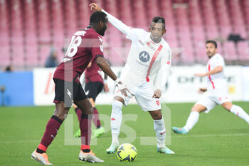 2023-02-26 - Lassana Coulibaly of US Salernitana  competes for the ball with Jose Manchin of US Monza  during the Serie A match between US Salernitana 1919 v AC Monza  at Stadio Arechi   - US SALERNITANA VS AC MONZA - ITALIAN SERIE A - SOCCER