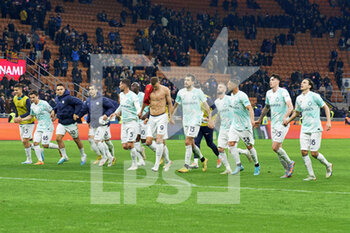 2023-03-05 - FC Inter celebrates for the victory - INTER - FC INTERNAZIONALE VS US LECCE - ITALIAN SERIE A - SOCCER