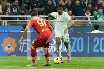 2023-03-05 - Denzel Dumfries (FC Inter) - INTER - FC INTERNAZIONALE VS US LECCE - ITALIAN SERIE A - SOCCER