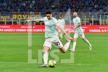 2023-03-05 - Alessandro Bastoni (FC Inter) - INTER - FC INTERNAZIONALE VS US LECCE - ITALIAN SERIE A - SOCCER
