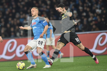 2023-03-03 - Stanislav Lobotka of SSC Napoli  competes for the ball with Luis Alberto of SS Lazio the Serie A match between SSC Napoli vs SS Lazio  at Diego Armando Maradona Stadium   - SSC NAPOLI VS SS LAZIO - ITALIAN SERIE A - SOCCER