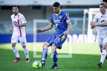 2023-03-12 - Verona's Davide Faraoni in action - HELLAS VERONA FC VS AC MONZA - ITALIAN SERIE A - SOCCER