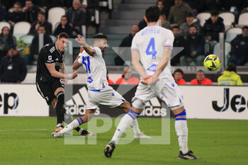 2023-03-12 - Dušan Vlahović (Juventus FC) shots on goal - JUVENTUS FC VS UC SAMPDORIA - ITALIAN SERIE A - SOCCER