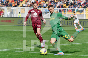 2023-03-12 - Wladimiro Falcone (US Lecce) and Nemanja Radonjic (Torino FC) - US LECCE VS TORINO FC - ITALIAN SERIE A - SOCCER