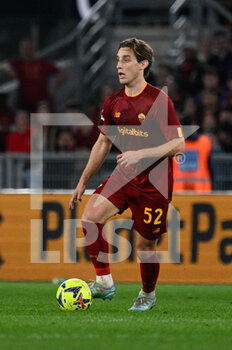 2023-03-12 - Edoardo Bove (AS Roma) during the Italian Football Championship League A 2022/2023 match between AS Roma vs US Sassuolo at the Olimpic Stadium in Rome  on 12 March 2023. - AS ROMA VS US SASSUOLO - ITALIAN SERIE A - SOCCER