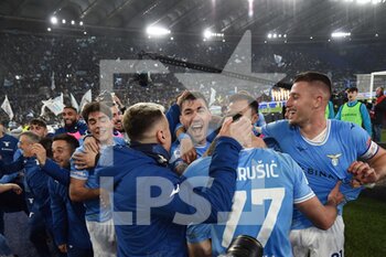 2023-03-19 - 
ROME, ITALY - March 19 :  Players SS Lazio Celebrate  after  winning the Italian Serie A soccer match between  
SS Lazio and  AS Roma at Stadio Olimpico on  March 19,2023  in Rome Italy   - SS LAZIO VS AS ROMA - ITALIAN SERIE A - SOCCER