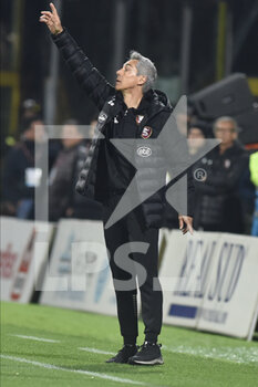 18/03/2023 - Paulo Sosa Coach of US Salernitana  gesticulates  during the Serie A match between US Salernitana 1919 v  Bologna FC  at Arechi  Stadium  - US SALERNITANA VS BOLOGNA FC - SERIE A - CALCIO