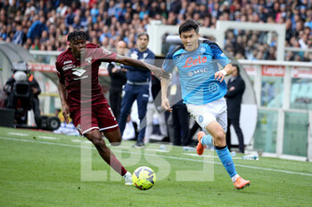 19/03/2023 - Wilfried Singo (Torino FC) in action against Min-Jae Kim (SSC Napoli) - TORINO FC VS SSC NAPOLI - SERIE A - CALCIO