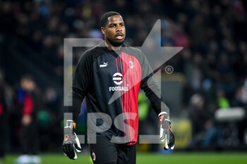 2023-03-18 - Milan's Mike Maignan portrait during warm up - UDINESE CALCIO VS AC MILAN - ITALIAN SERIE A - SOCCER