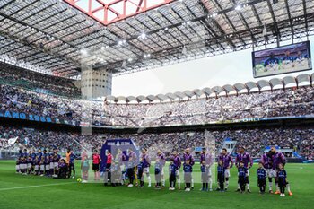 2023-04-01 - ACF Fiorentina team and FC Internazionale team during Serie A 2022/23 football match between FC Internazionale and ACF Fiorentina at Giuseppe Meazza Stadium, Milan, Italy on April 01, 2023 - INTER - FC INTERNAZIONALE VS ACF FIORENTINA - ITALIAN SERIE A - SOCCER