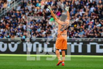2023-04-01 - Andre Onana of FC Internazionale gestures during Serie A 2022/23 football match between FC Internazionale and ACF Fiorentina at Giuseppe Meazza Stadium, Milan, Italy on April 01, 2023 - INTER - FC INTERNAZIONALE VS ACF FIORENTINA - ITALIAN SERIE A - SOCCER