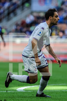 2023-04-01 - Giacomo Bonaventura of ACF Fiorentina in action during Serie A 2022/23 football match between FC Internazionale and ACF Fiorentina at Giuseppe Meazza Stadium, Milan, Italy on April 01, 2023 - INTER - FC INTERNAZIONALE VS ACF FIORENTINA - ITALIAN SERIE A - SOCCER