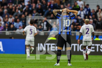 2023-04-01 - Lautaro Martinez of FC Internazionale reacts during Serie A 2022/23 football match between FC Internazionale and ACF Fiorentina at Giuseppe Meazza Stadium, Milan, Italy on April 01, 2023 - INTER - FC INTERNAZIONALE VS ACF FIORENTINA - ITALIAN SERIE A - SOCCER