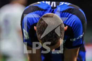 2023-04-01 - Stefan De Vrij of FC Internazionale reacts during Serie A 2022/23 football match between FC Internazionale and ACF Fiorentina at Giuseppe Meazza Stadium, Milan, Italy on April 01, 2023 - INTER - FC INTERNAZIONALE VS ACF FIORENTINA - ITALIAN SERIE A - SOCCER