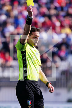 2023-04-02 - Matteo Marcenaro (Referee) shows the yellow card - AC MONZA VS SS LAZIO - ITALIAN SERIE A - SOCCER