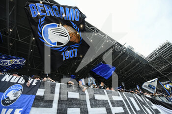 2023-04-08 - Atalanta supporters flags - ATALANTA BC VS BOLOGNA FC - ITALIAN SERIE A - SOCCER