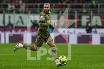 2023-04-07 - Theo Hernandez of AC Milan in action during Serie A 2022/23 football match between AC Milan and Empoli FC at San Siro Stadium, Milan, Italy on April 07, 2023 - AC MILAN VS EMPOLI FC - ITALIAN SERIE A - SOCCER