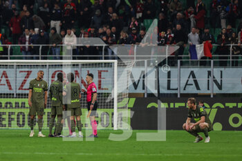 2023-04-07 - AC Milan players react at the end of the match during Serie A 2022/23 football match between AC Milan and Empoli FC at San Siro Stadium, Milan, Italy on April 07, 2023 - AC MILAN VS EMPOLI FC - ITALIAN SERIE A - SOCCER