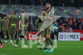 2023-04-07 - Olivier Giroud of AC Milan greets the fans during Serie A 2022/23 football match between AC Milan and Empoli FC at San Siro Stadium, Milan, Italy on April 07, 2023 - AC MILAN VS EMPOLI FC - ITALIAN SERIE A - SOCCER