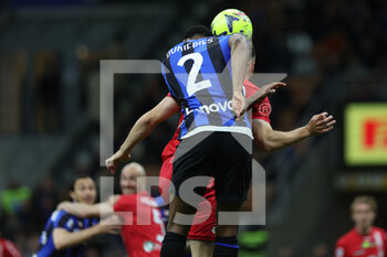 2023-04-15 - Denzel Dumfries of FC Internazionale in action during Serie A 2022/23 football match between FC Internazionale and AC Monza at Giuseppe Meazza Stadium, Milan, Italy on April 15, 2023 - INTER - FC INTERNAZIONALE VS AC MONZA - ITALIAN SERIE A - SOCCER