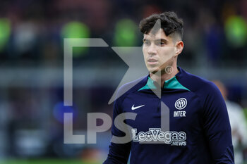 2023-04-15 - Alessandro Bastoni of FC Internazionale looks on during Serie A 2022/23 football match between FC Internazionale and AC Monza at Giuseppe Meazza Stadium, Milan, Italy on April 15, 2023 - INTER - FC INTERNAZIONALE VS AC MONZA - ITALIAN SERIE A - SOCCER