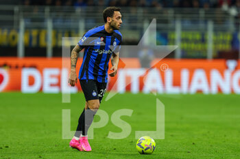 2023-04-15 - Hakan Calhanoglu of FC Internazionale in action during Serie A 2022/23 football match between FC Internazionale and AC Monza at Giuseppe Meazza Stadium, Milan, Italy on April 15, 2023 - INTER - FC INTERNAZIONALE VS AC MONZA - ITALIAN SERIE A - SOCCER